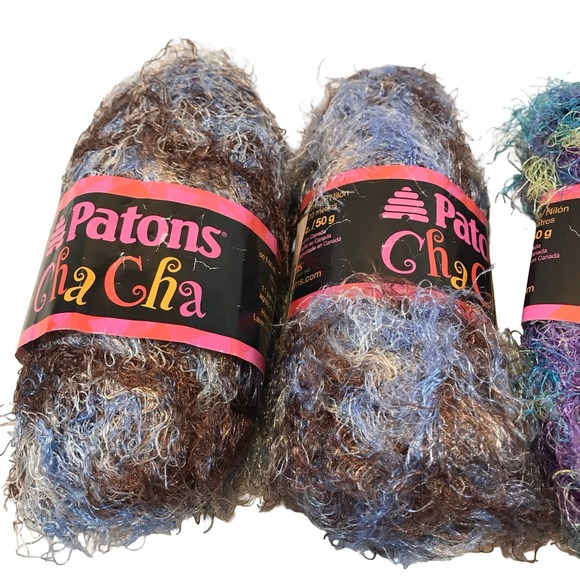 Patons Cha Cha Yarn Lot 4 Skeins Vegas hippie Multi Color Fluffy Textured - Picture 3 of 5